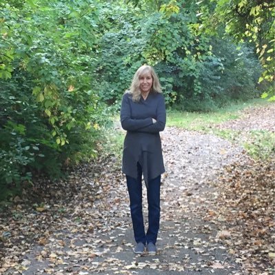 Profile Picture of Micki Miller (@MickiVegan) on Twitter