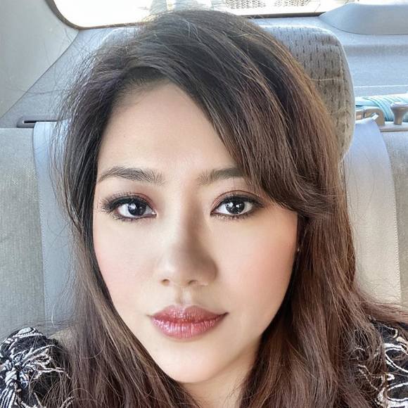 Profile Picture of Ohnmar Kyu (@pingchin181) on Poshmark