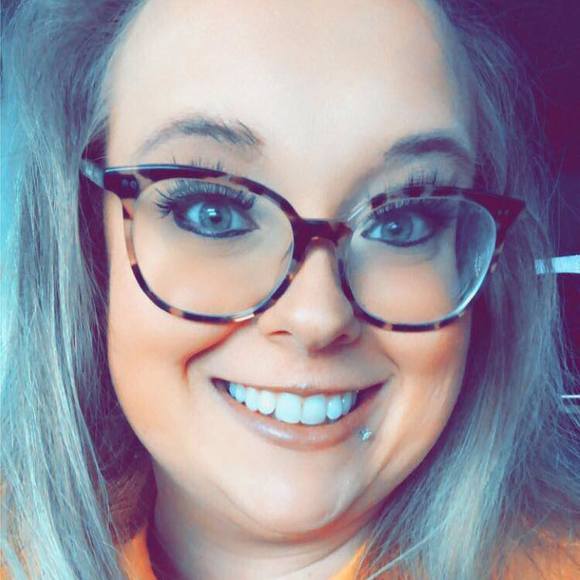 Profile Picture of Mary jo Knox (@knox2009) on Poshmark