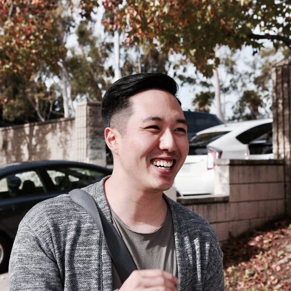 Profile Picture of Paul Lee (@itspaullee) on Poshmark