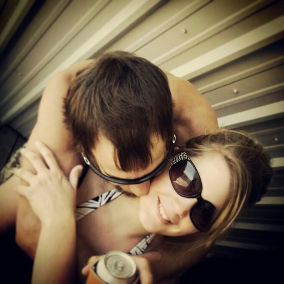 Eva Wilderman - Poshmark Profile Picture of Eva Wilderman (@evawilderman) on Poshmark