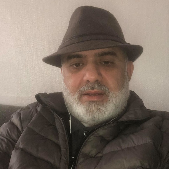 Kamal Khan - Poshmark Profile Picture of Kamal Khan (@kamal747) on Poshmark