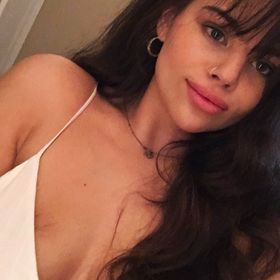 Profile Picture of Joelle Temple (@joellleclaire) on Pinterest