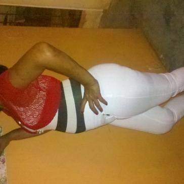 Profile Picture of Iris Santana (@irissantana219) on Twitter