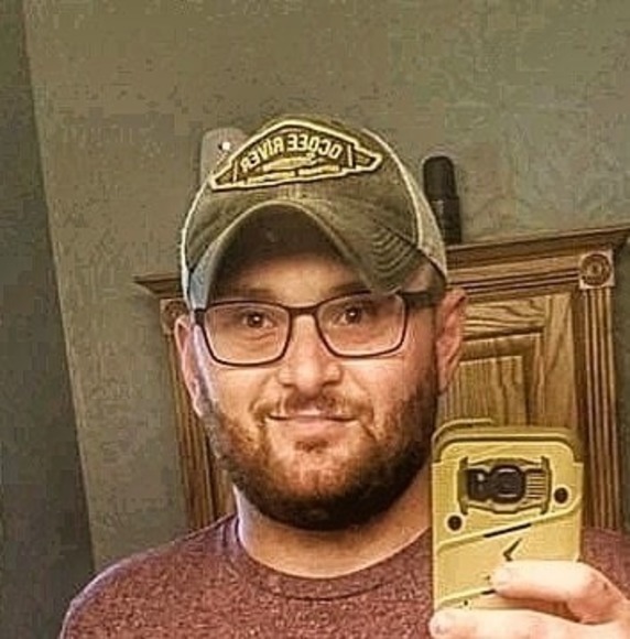 Michael Bryant - Poshmark Profile Picture of Michael Bryant (@mbryant1685) on Poshmark