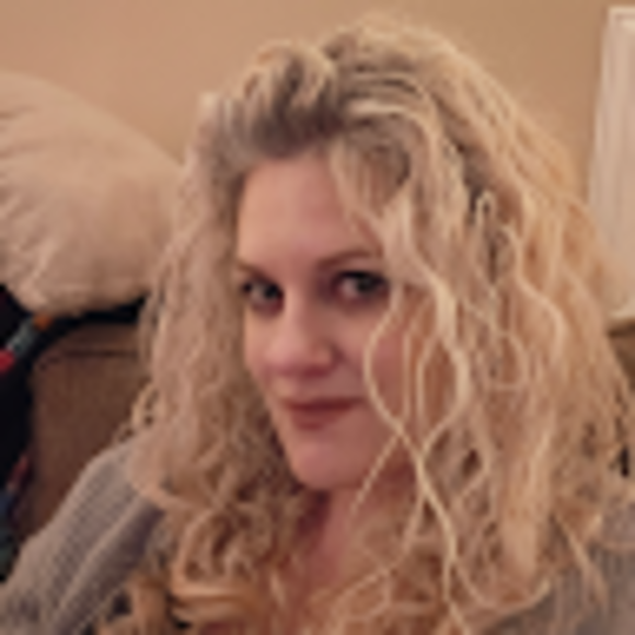 Profile Picture of Misty Allen (@mkallen227) on Poshmark