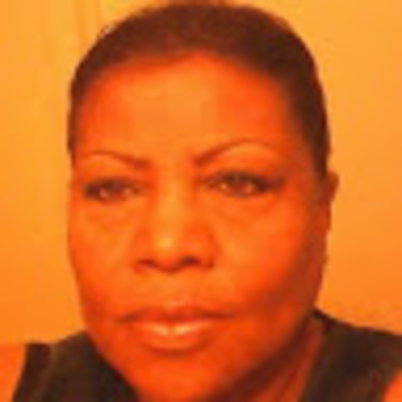 Merrilyn Breland - Poshmark Profile Picture of Merrilyn Breland (@merrilynbreland) on Poshmark