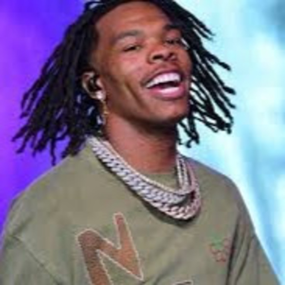 Profile Picture of Wani s Mohammed abdi (@wm3155) on Poshmark