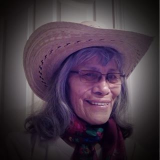 Profile Picture of Paula Bee (@paula.bee.984) on Facebook