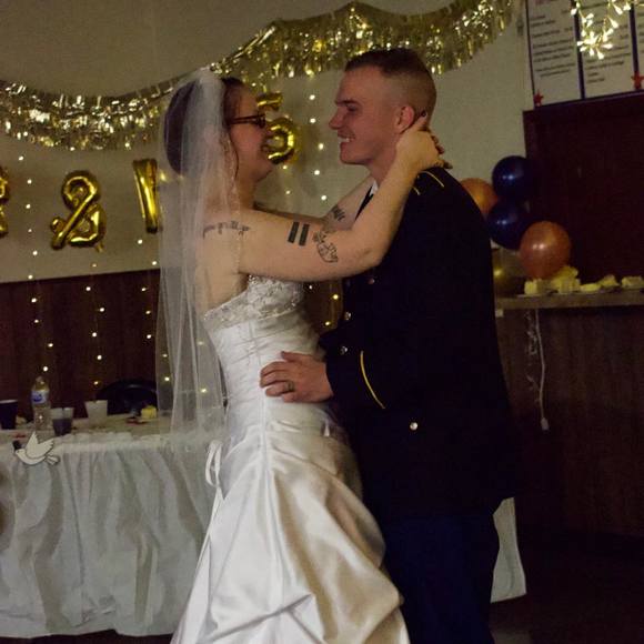 Profile Picture of Emily Broadfield (@emily_is) on Poshmark