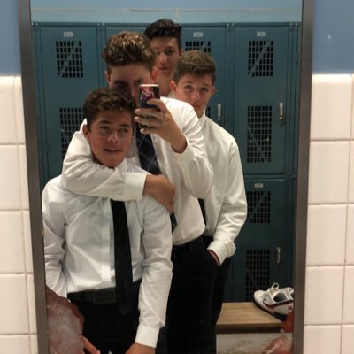 Profile Picture of Andrew Engstrom (@andrewengstrom5) on Twitter