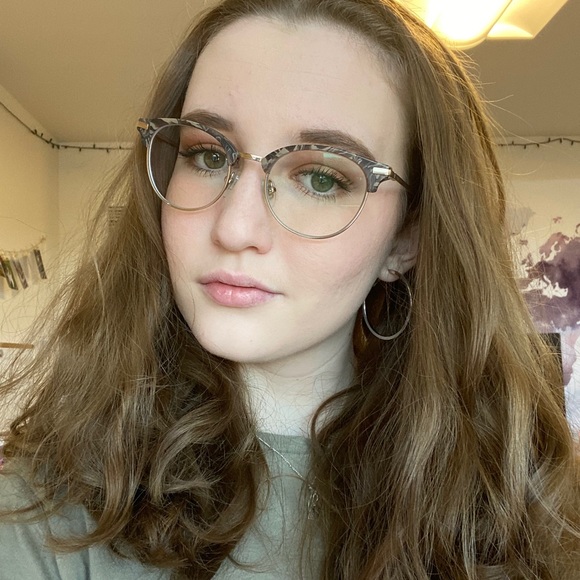 Profile Picture of Jessica Chopko (@jesschopko) on Poshmark