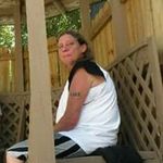 Profile Picture of Julie Loftus (@julie.loftus.75) on Instagram