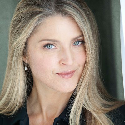 Profile Picture of Susan Kay Wyatt (@RaiseTheQueen) on Twitter