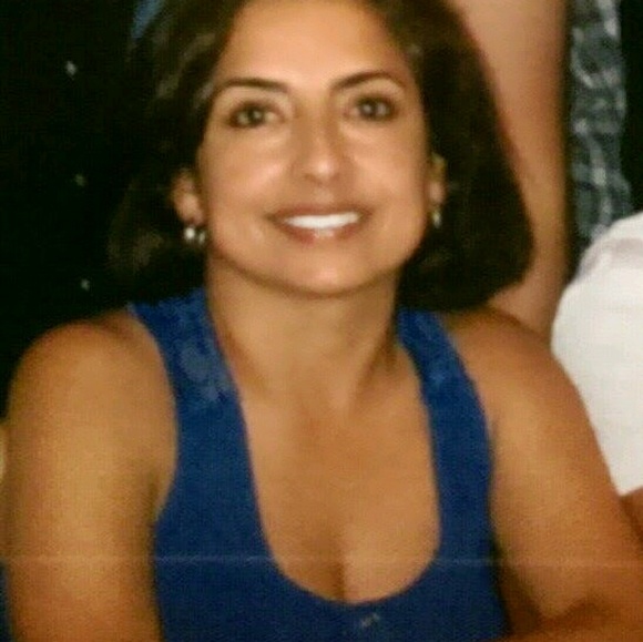 Profile Picture of Fernando Rosas (@fercho120) on Poshmark