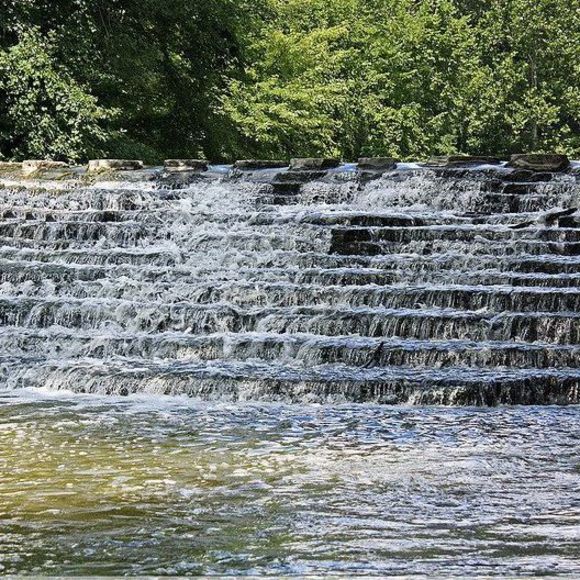 Profile Picture of Asma Al (@asmathespaz) on Poshmark