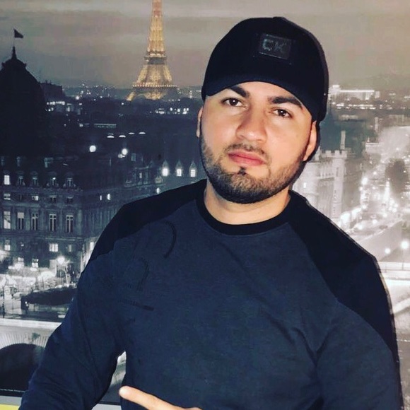 Profile Picture of Jose Lugo (@jrlugo13) on Poshmark