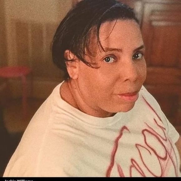 Profile Picture of Jacquelyn Williams (@sweetmamajackie) on Poshmark