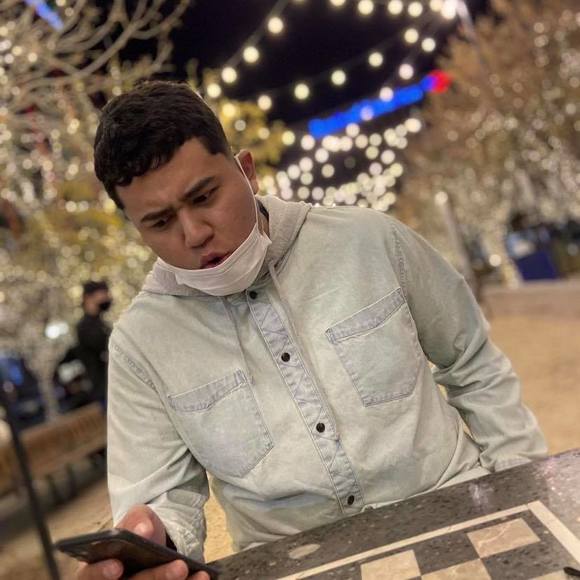 Profile Picture of Bryan Medrano (@whodatbryan20) on Poshmark