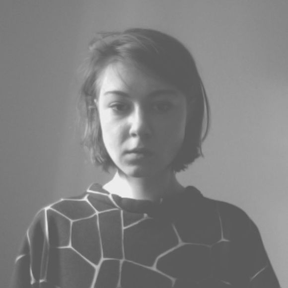 Profile Picture of Mia Terry (@miaterry8) on Poshmark