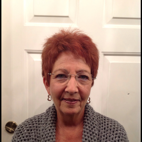 Profile Picture of Beverly Stewart (@miateddy) on Poshmark