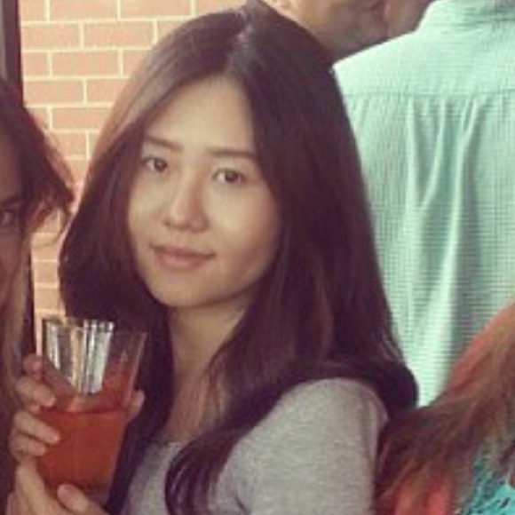 Profile Picture of Sangah Seo (@sanggal999) on Poshmark