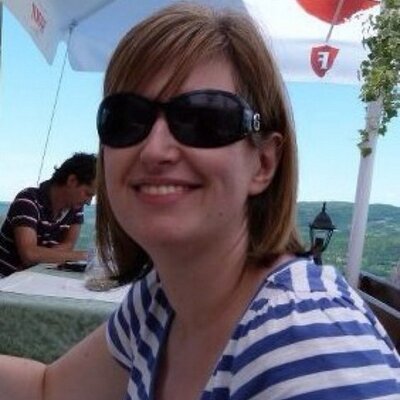 Profile Picture of Helen Campbell (@HelenLCampbell) on Twitter