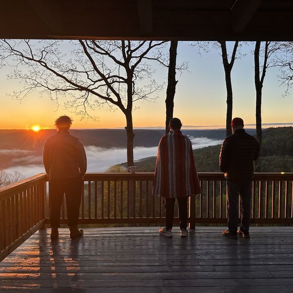 Profile Picture of Billy Roberts (@alloftheroberts) on Poshmark