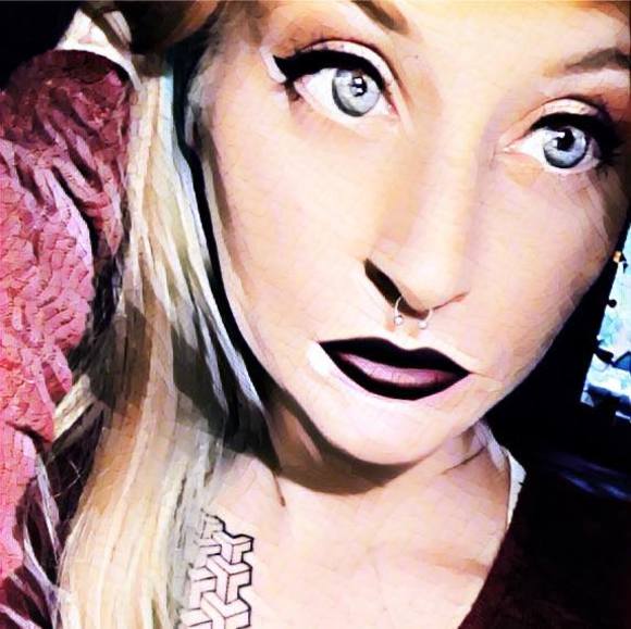 Profile Picture of Tanya Huffman (@liftedchick) on Poshmark