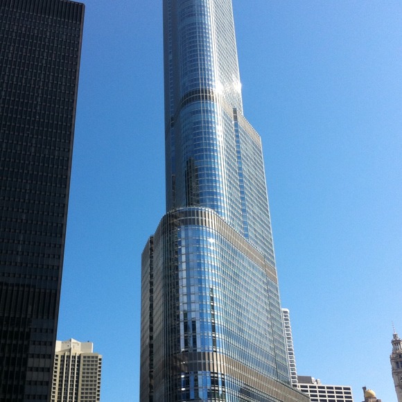 Profile Picture of Praveena Nemani (@praveenak) on Poshmark