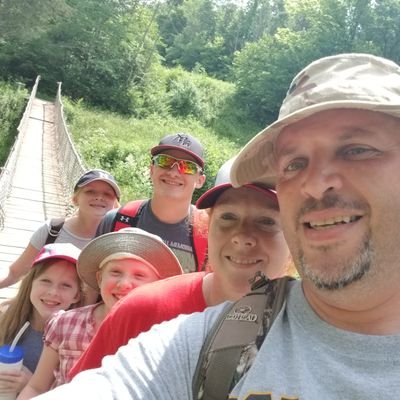 Profile Picture of Brad Vanoss (@18Manning24) on Twitter