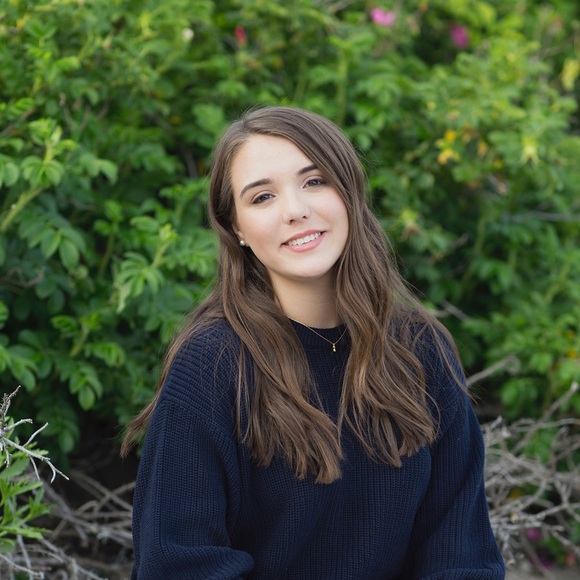 Profile Picture of Emma Stranberg (@estranberg) on Poshmark