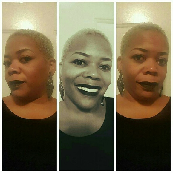 Profile Picture of Marsha Booker (@marshabook) on Poshmark
