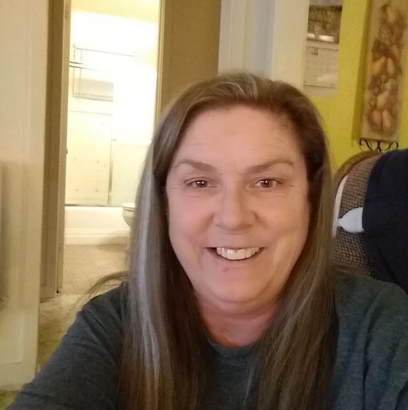 Kim Forkum - Poshmark Profile Picture of Kim Forkum (@kym1966) on Poshmark