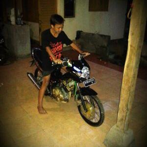 Profile Picture of Bening Triis (@bening_j) on Twitter