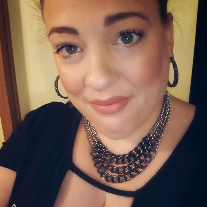 Profile Picture of Shannon Warrick (@shannonalwayshouston) on Tiktok