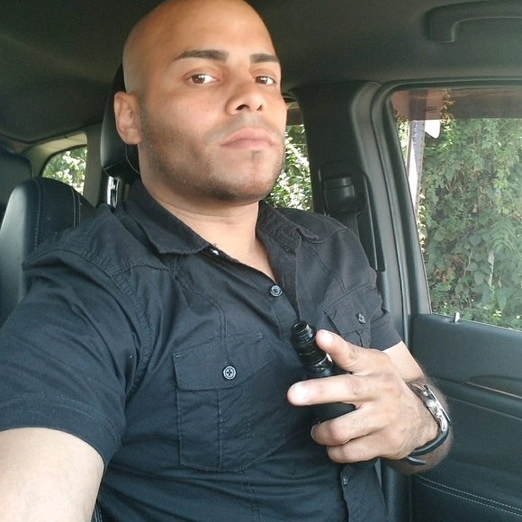 Profile Picture of Edwin Fermin (@edwinfermin17) on Poshmark