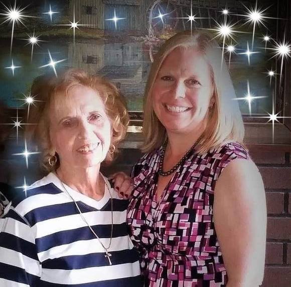 Profile Picture of Trisha Dees (@shiningflwr) on Poshmark