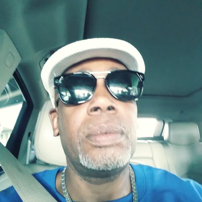 Profile Picture of Dwight Thompson (@groovinon) on Twitter