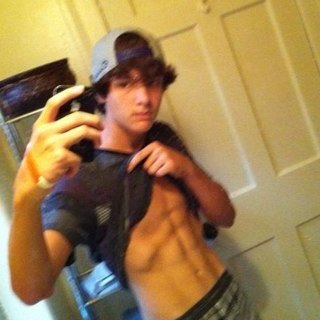 Profile Picture of Chase Weir (@Sk8rSwagg12) on Twitter