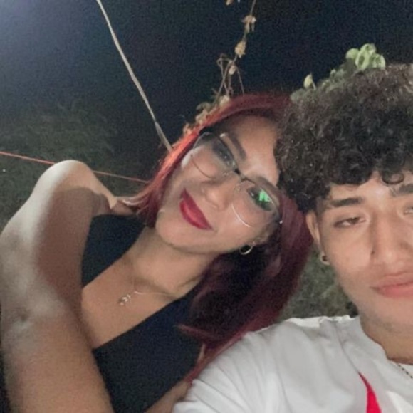 Profile Picture of Cristo Cristo (@cristo_cristo) on Poshmark