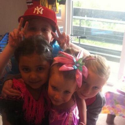 Profile Picture of Carly Mclean (@carly1kalum) on Twitter