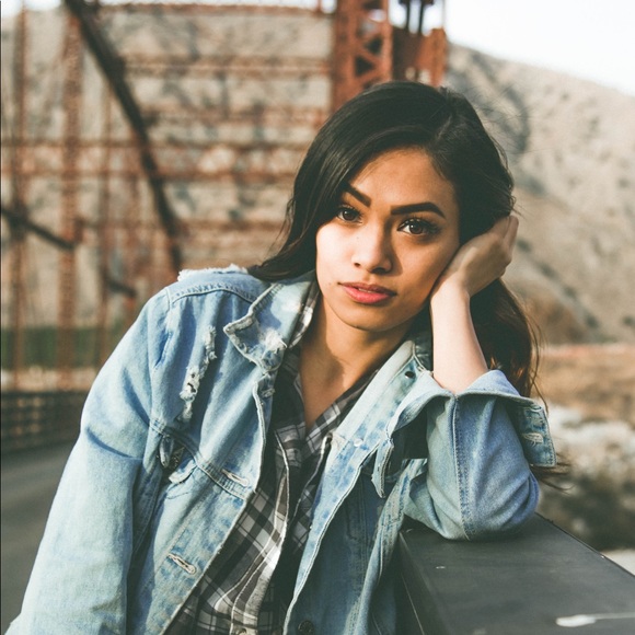 Profile Picture of Nancy Chhin (@chhiners) on Poshmark