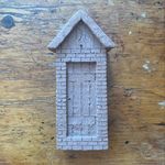 Profile Picture of Scott Roberts and Monica Byrne (@close__to__home__) on Instagram