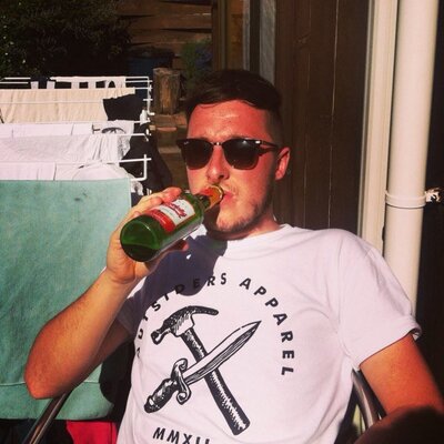 Profile Picture of Craig Grierson (@HotelMarquez) on Twitter