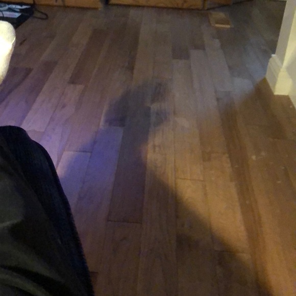 Profile Picture of Juli Koch (@julikoch0127) on Poshmark