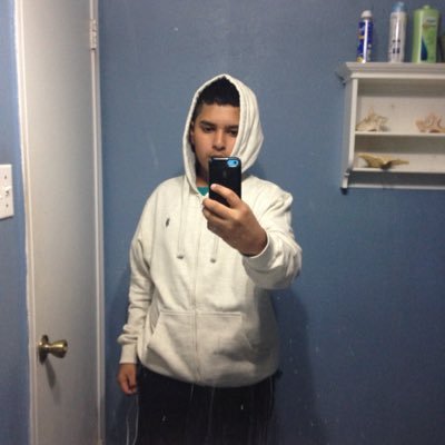 Profile Picture of Matthew Uribe (@MatthewUribe679) on Twitter