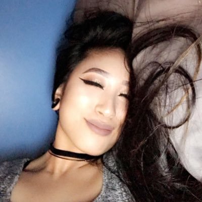 Profile Picture of Crystal Foo (@FooFoo2122) on Twitter