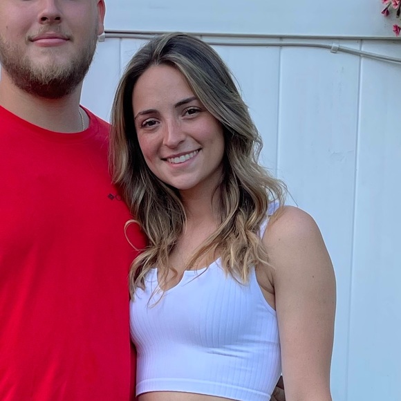 Profile Picture of Cassidy Pugatch (@cassidypugatch) on Poshmark