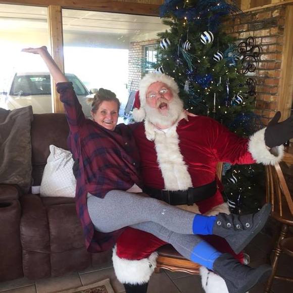 Profile Picture of Etta Porterpan (@ebp70) on Poshmark